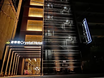 Doutonbori Crystal Hotel